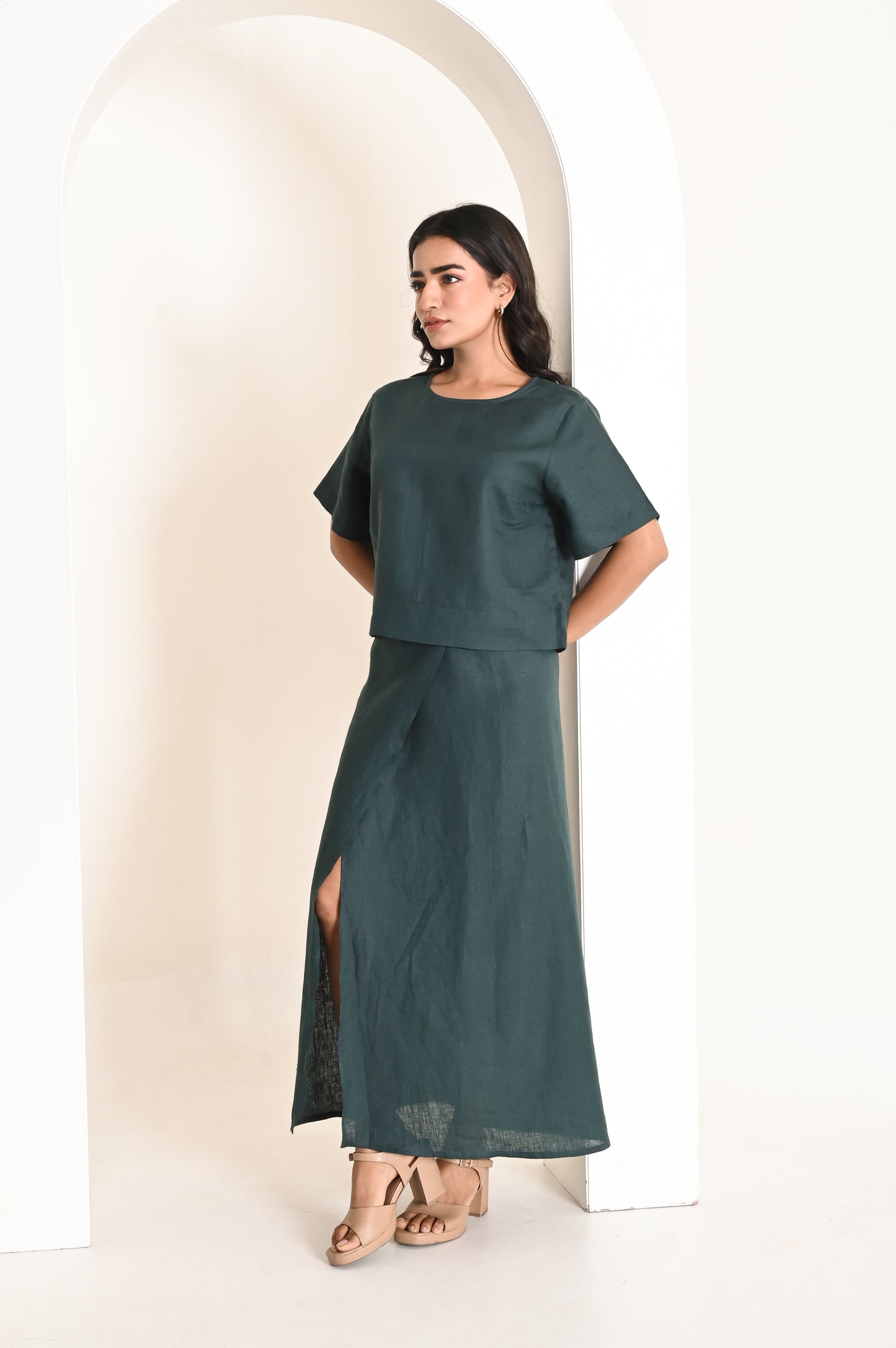 Deep Green Box Linen Top with Round Neckline