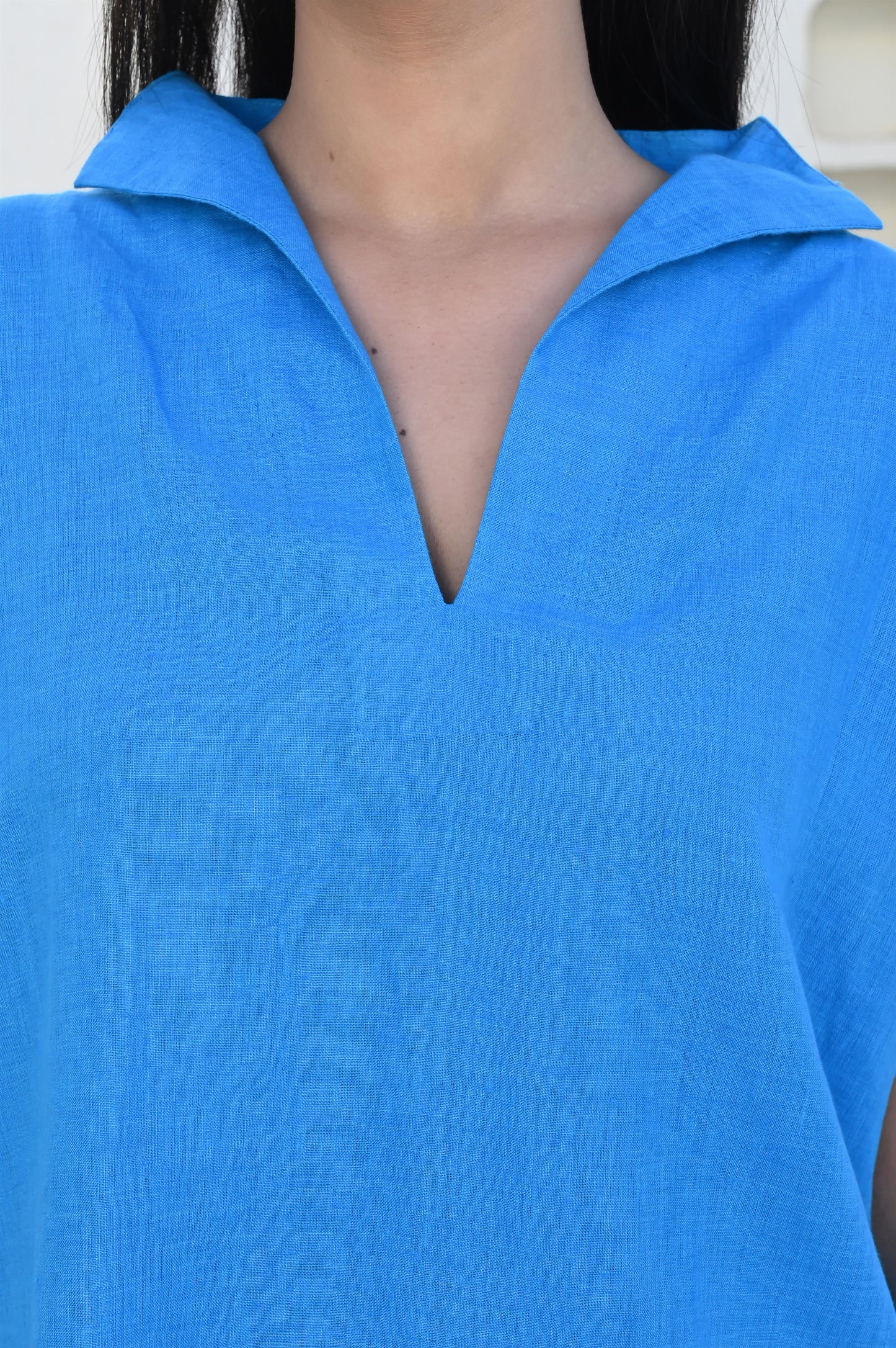 Turquoise Split-Neck Linen Top with Short Sleeves
