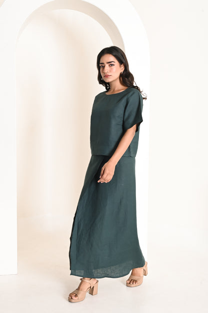Deep Green Box Linen Top with Round Neckline